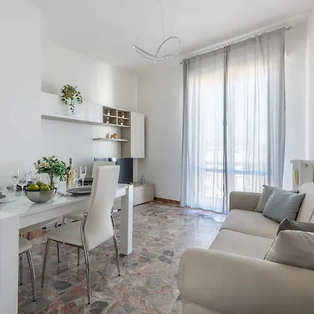 Pisa Quiet And Bright Flats With Balcony Apartamento Exterior foto
