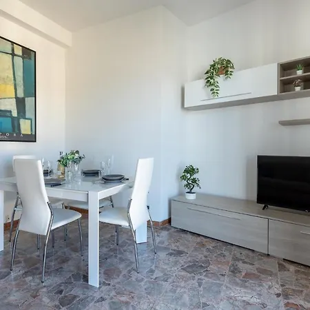 Pisa Quiet And Bright Flats With Balcony Apartamento Exterior foto