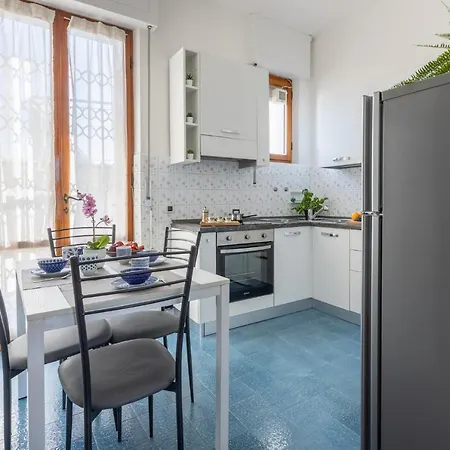 Pisa Quiet And Bright Flats With Balcony Apartamento Exterior foto