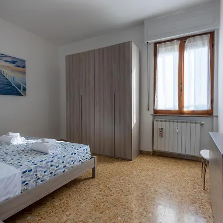 Pisa Quiet And Bright Flats With Balcony Apartamento Exterior foto