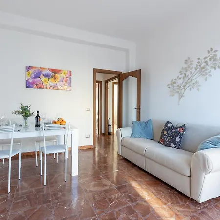 Pisa Quiet And Bright Flats With Balcony Apartamento Exterior foto