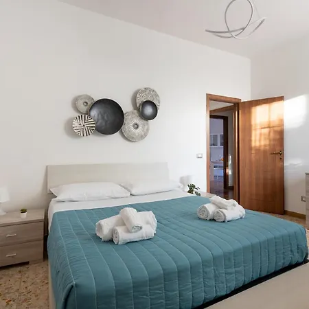 Pisa Quiet And Bright Flats With Balcony Apartamento Exterior foto