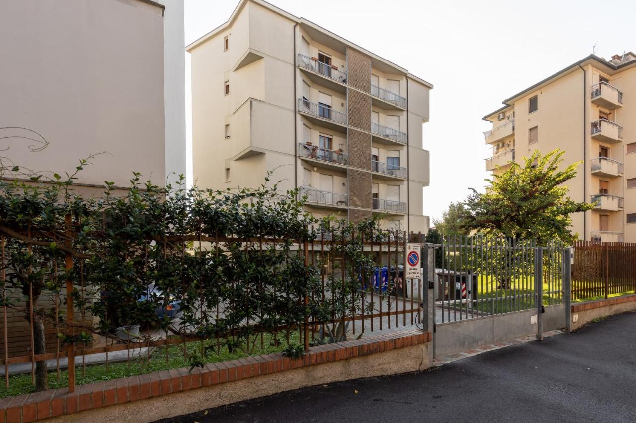 Apartment Quiet And Bright Flats With Balcony Pisa