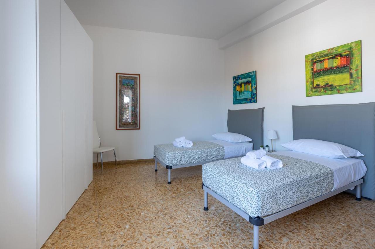Quiet And Bright Flats With Balcony Apartamento Pisa