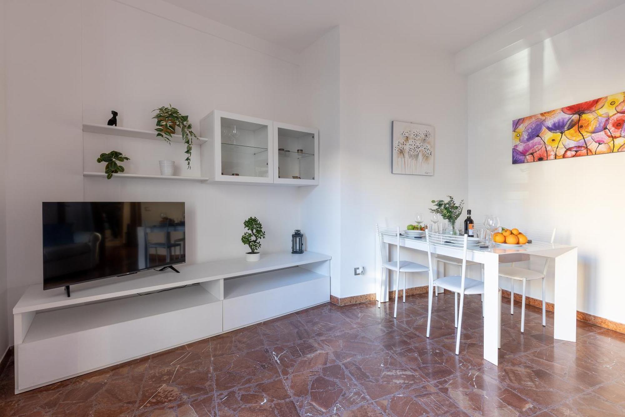 Quiet And Bright Flats With Balcony * Pisa
